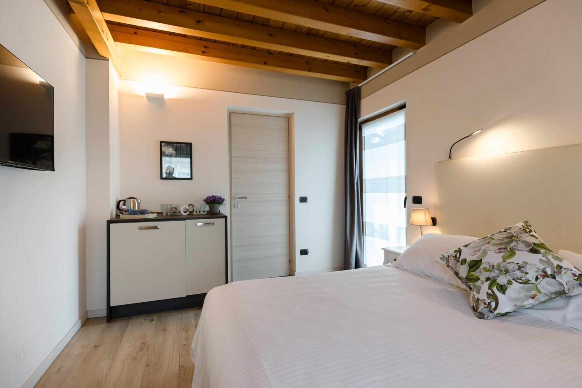 Bed & Breakfast Charming Sirmione